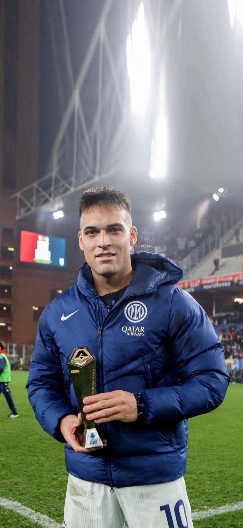 齐沃：劳马接到了很多穿插在对方防线之间的传球 他技术出色头脑灵活 我们本可以更好