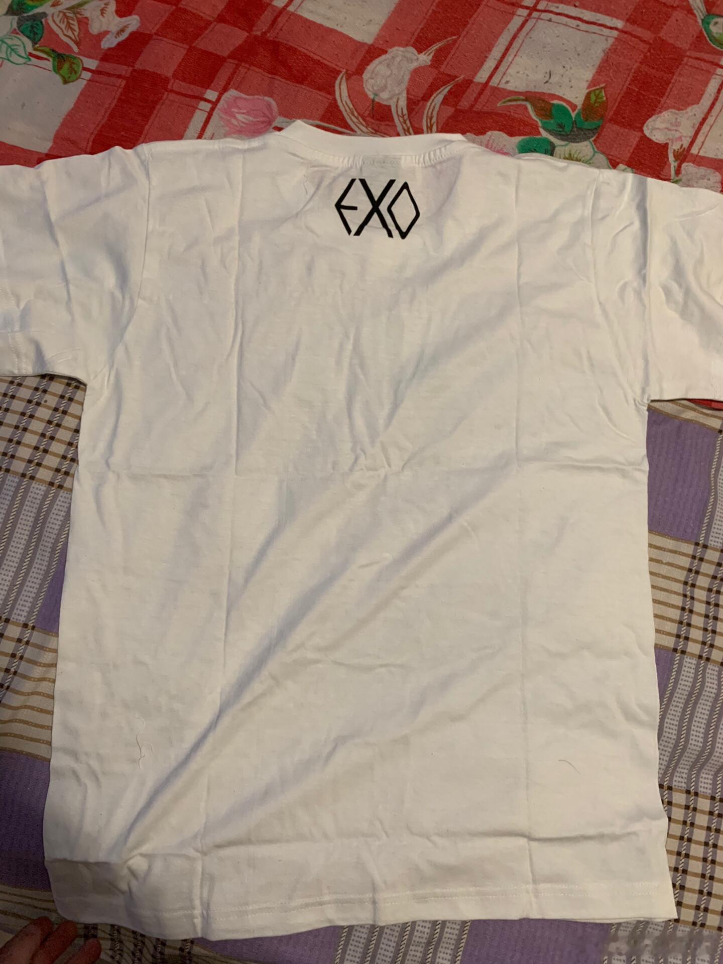 EXO签名衣服EXO签名衣服 当时签售会所得 稀有物品 ​​​