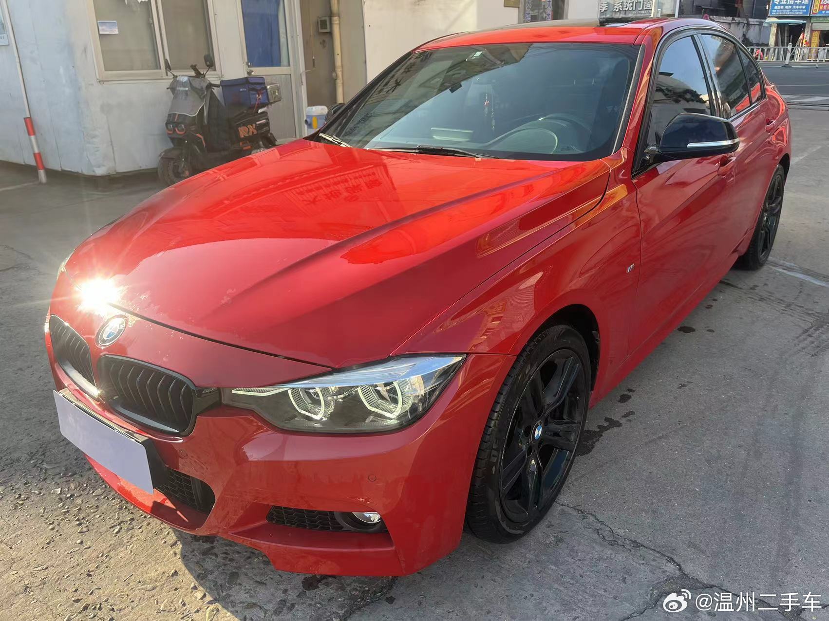 2019年 宝马320i 耀夜版 车况极品 实表9万公里 价格8.98万 