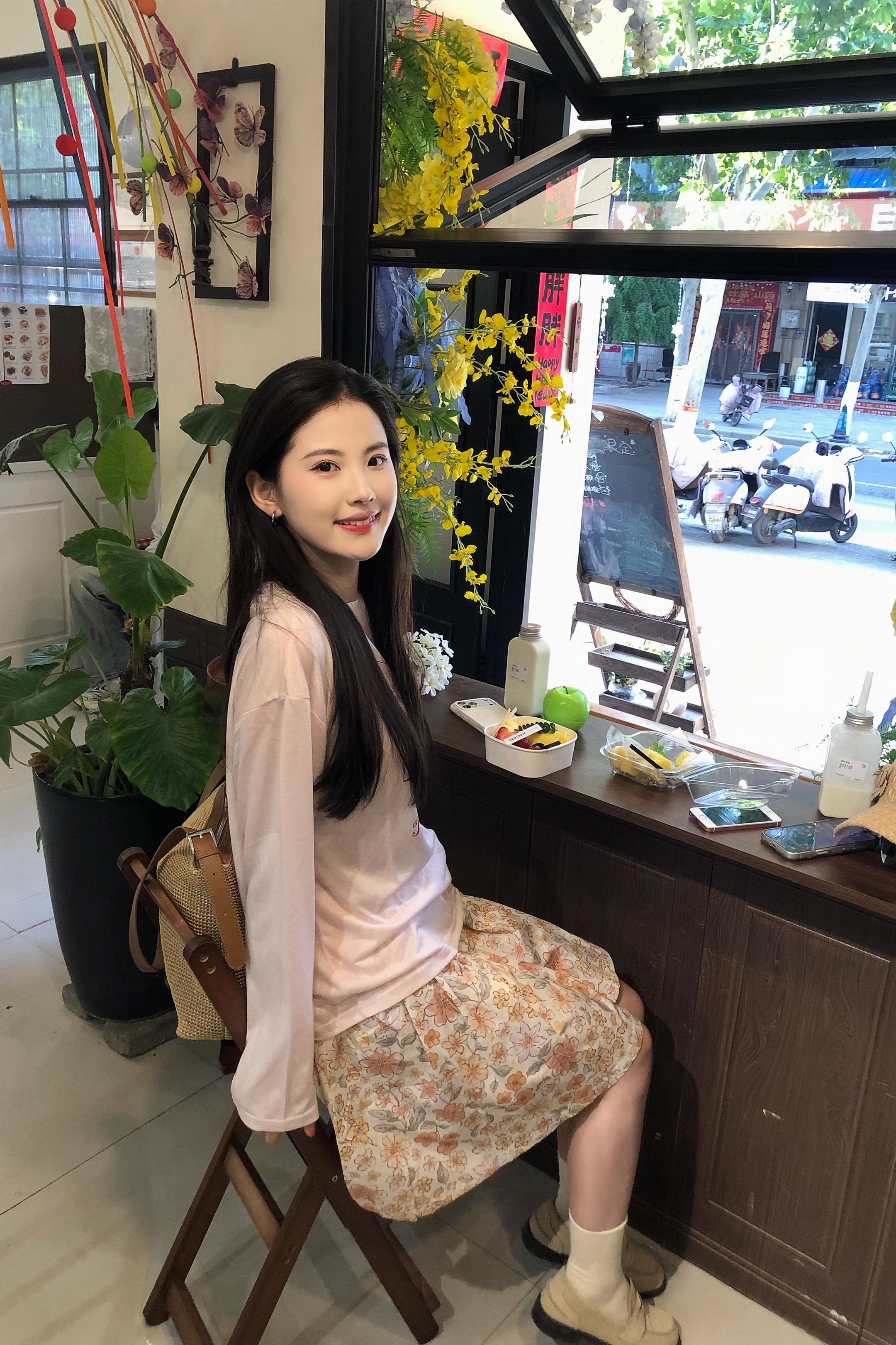 我想放弃我所做的一切 但当低头时比疲惫先来的是我的眼泪