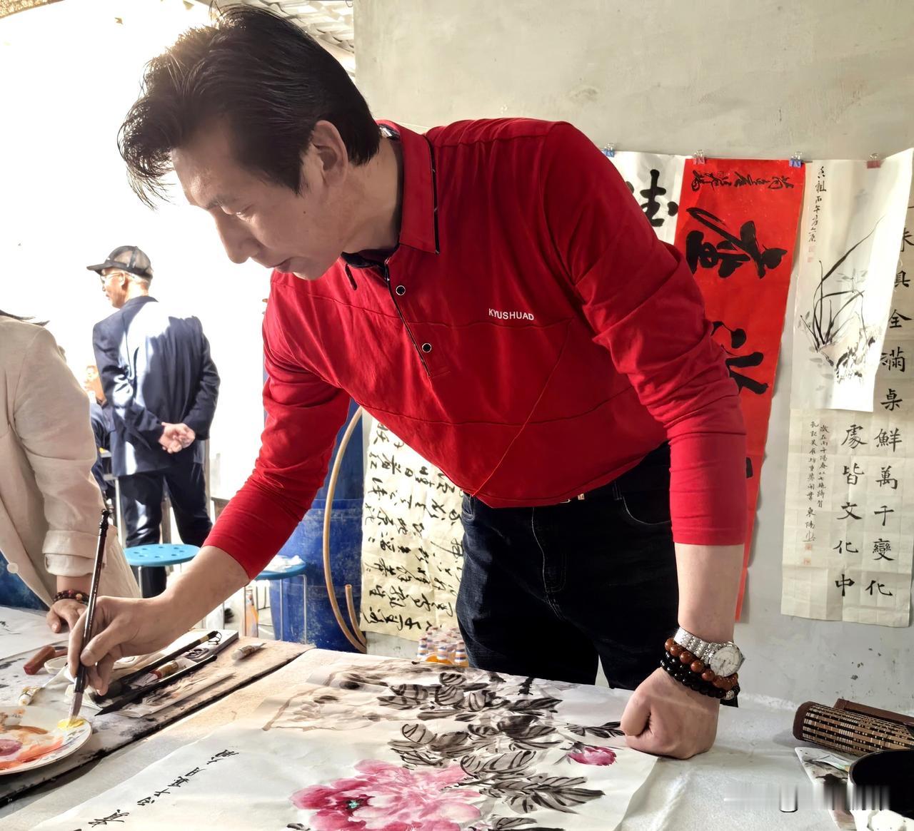 李永鹏：笔名（大朋、大鹏、汝峰、尔峰），号怡轩斋主人。男，汉族，甘肃甘谷人。19