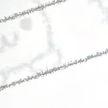 人若拥有了善良，那么，纵然从来都是一无所有，从辉煌走向平凡，从胜利走向失败，依然