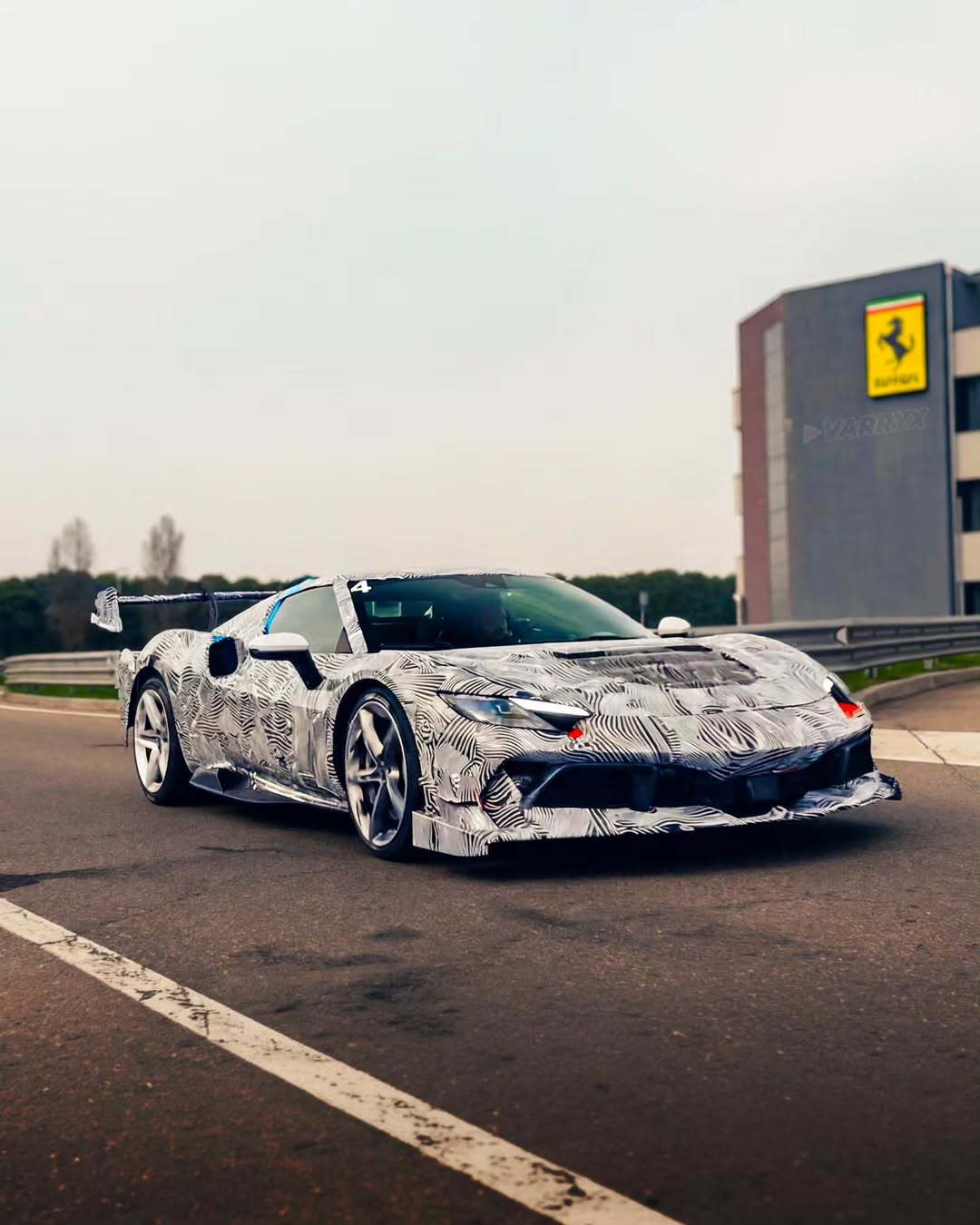 终极296要来了，Challenge Stradale版本，挑战赛赛车的街道版，