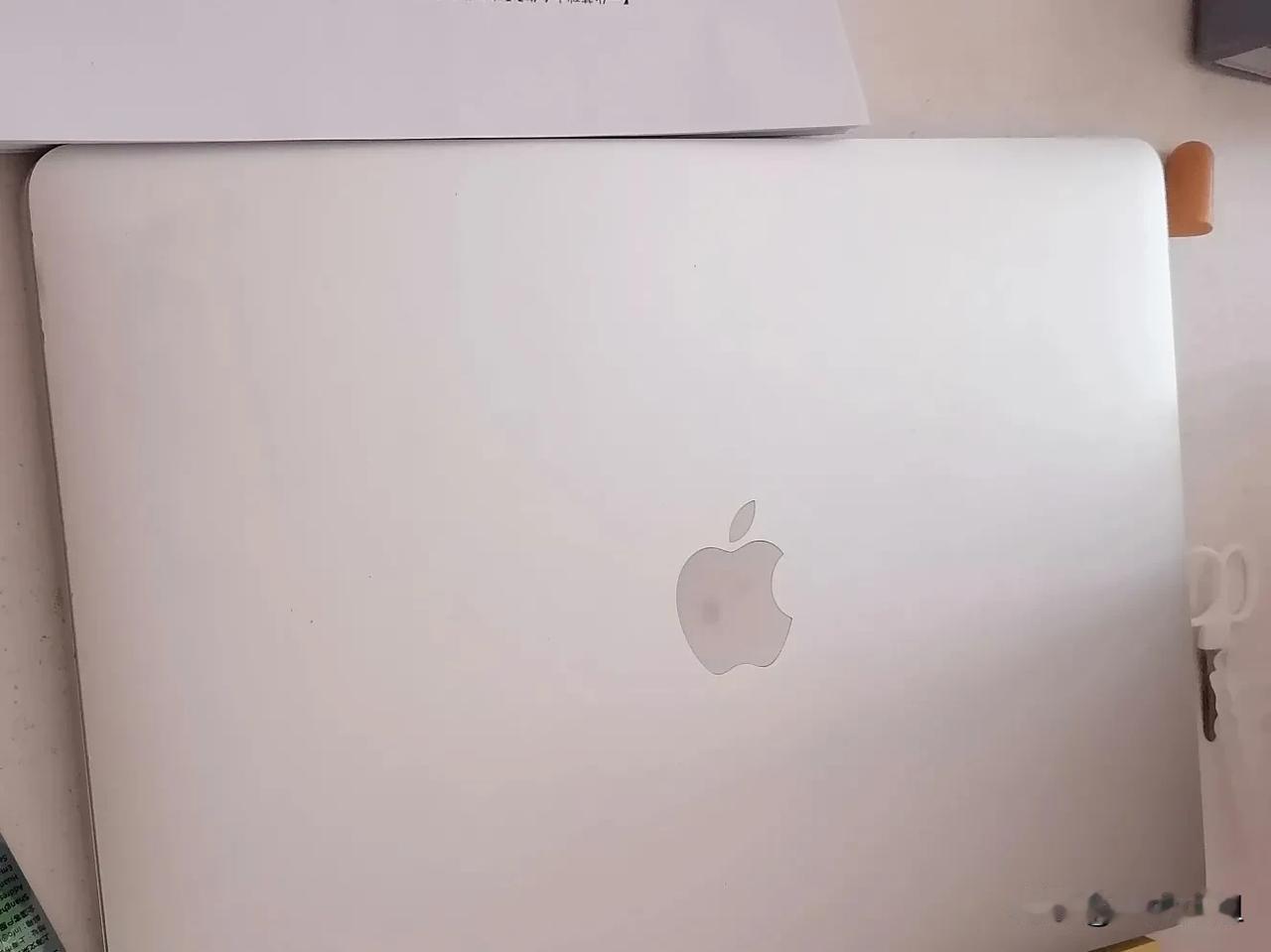 今早10：20—12：30，我泡了花茶，也不懂养生，就见啥放啥，玫瑰花、桑葚干，