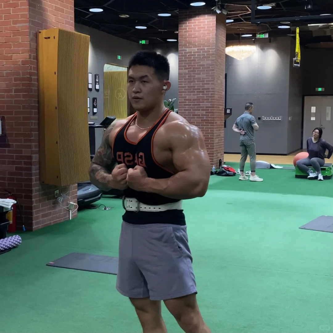 没腹肌就不爱我了么 脂包肌形态