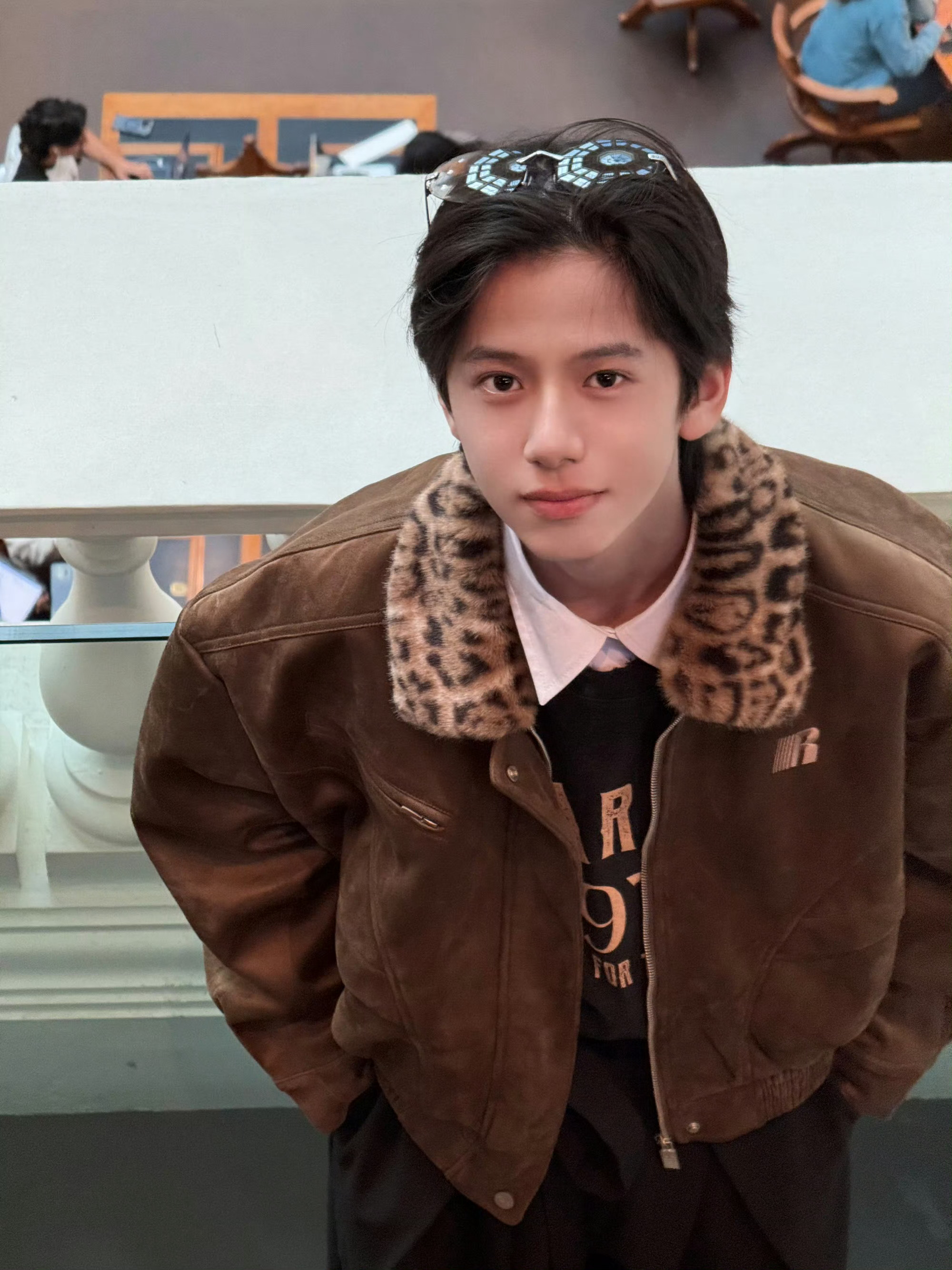 林子烨宝贝十一月要幸福平安😋什么时候拍手势舞，我要看！ ​​​