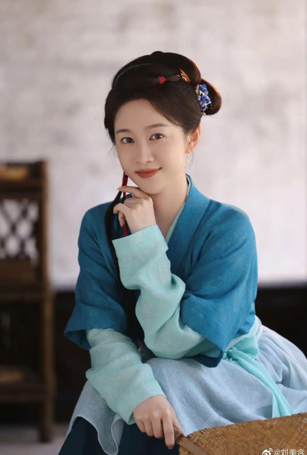 从严莉莉到丫鬟蕺儿，刘美含把配角演成看点 ​​​