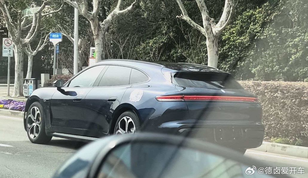 尚界Z7T官宣之后，开启了无伪装路测，大家觉得轿跑和猎装版哪个销量会更多？