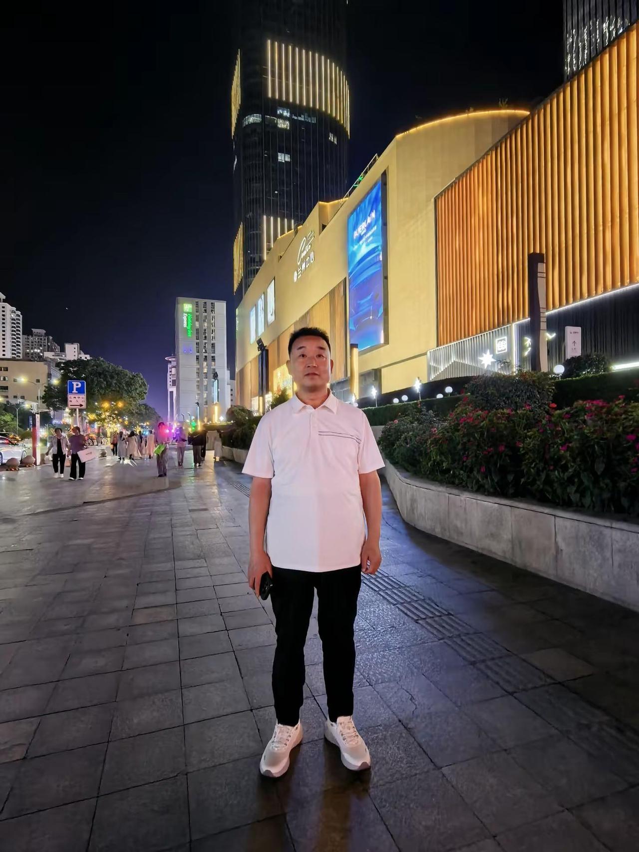 2026清凉一下:打着飞的逛大韩