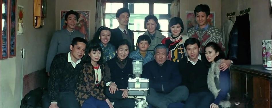 赵丽蓉老师的过年有看过的吗？
如果说在老电影里，给我印象最深的是赵丽蓉老师的《过