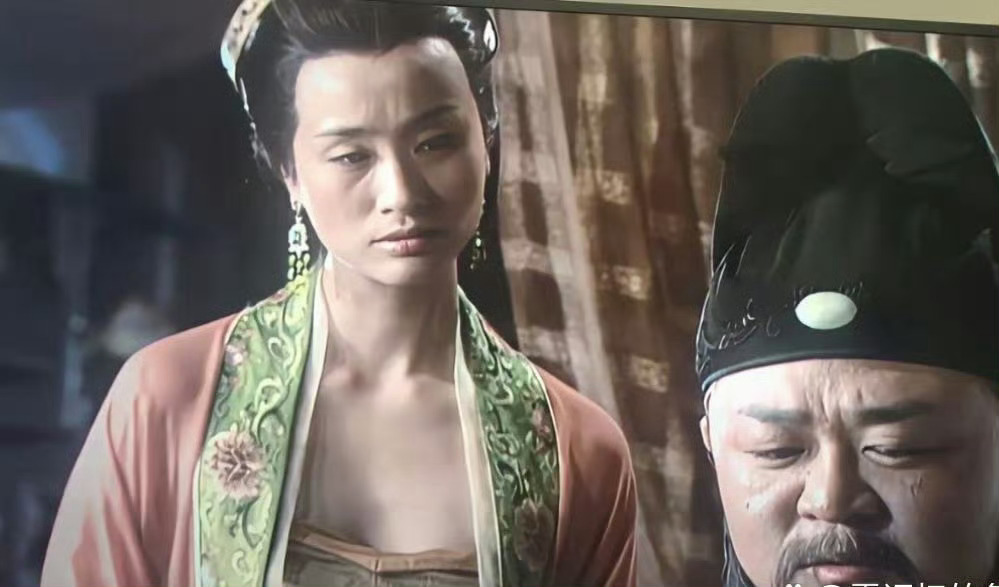 这应该是史上最不好看的太平公主。不知道导演咋选的。 