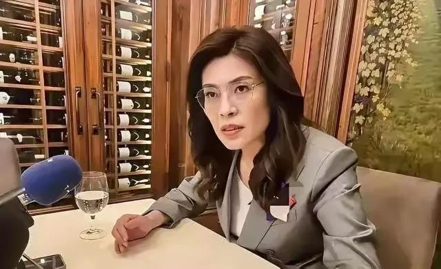 郑丽文危言耸听，宣嚣战争恐怖论：大陆一旦动武，一定会引爆第三次世界大战。

郑丽