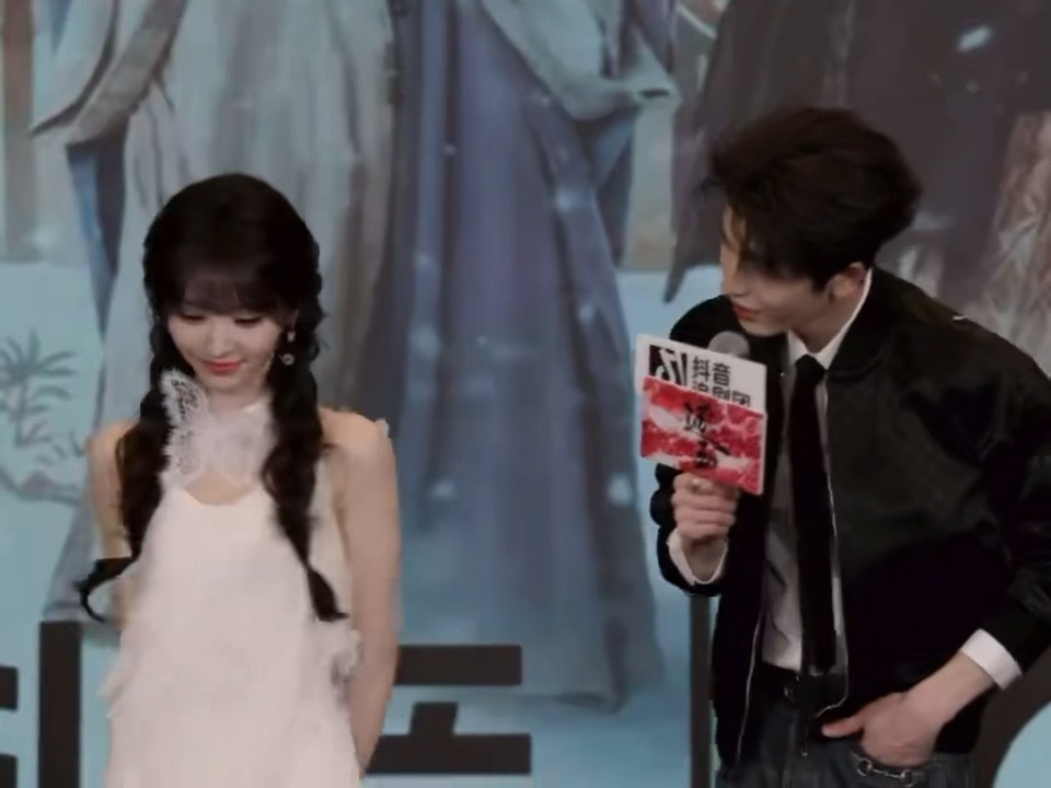 孩子醒来就一直嗑🥺🥺🥺这个田作之赫怎么可以不嗑啊啊啊啊啊啊豹豹猫猫给我狠狠