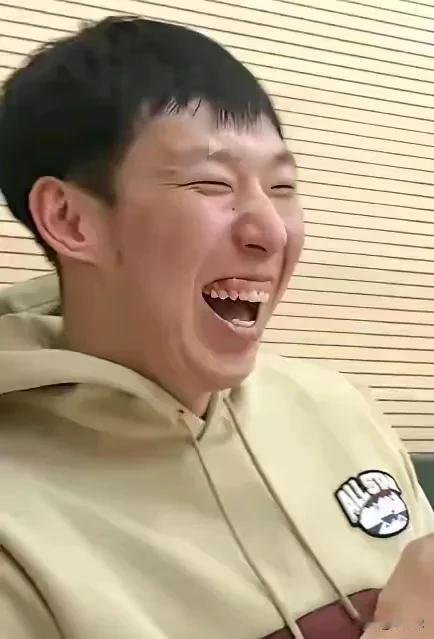全运会各方邀请强援，幸亏没有放开邀请外援，不然各方体育局怕是要把NBA搬空！
个