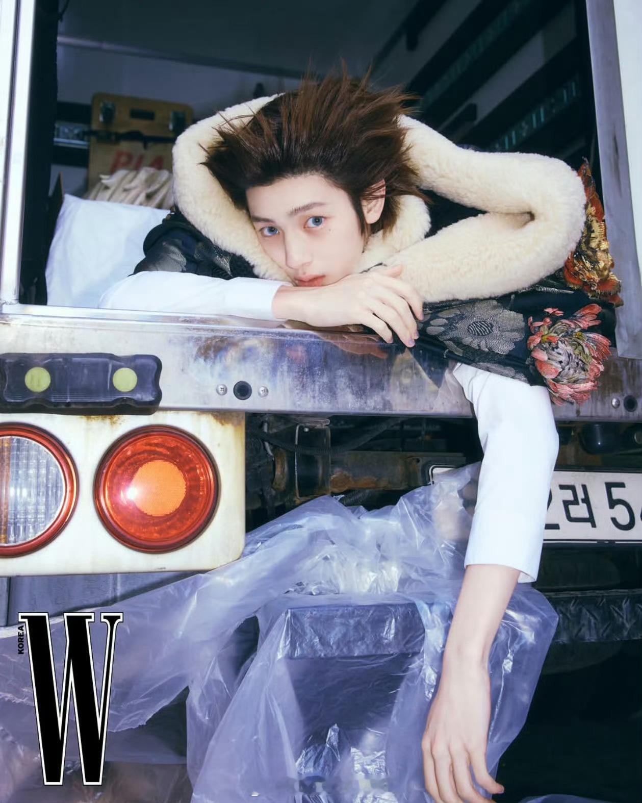 金主训 x Dior｜W KOREA June 2026.6月刊封面大片 📷: