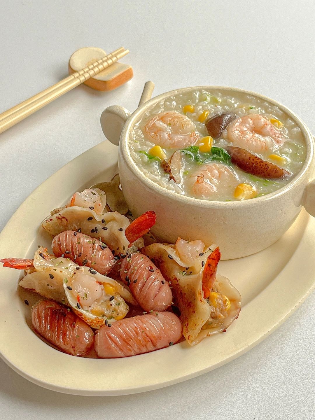 中式早餐｜虾仁时蔬粥🍤黑虎虾锅贴🥟