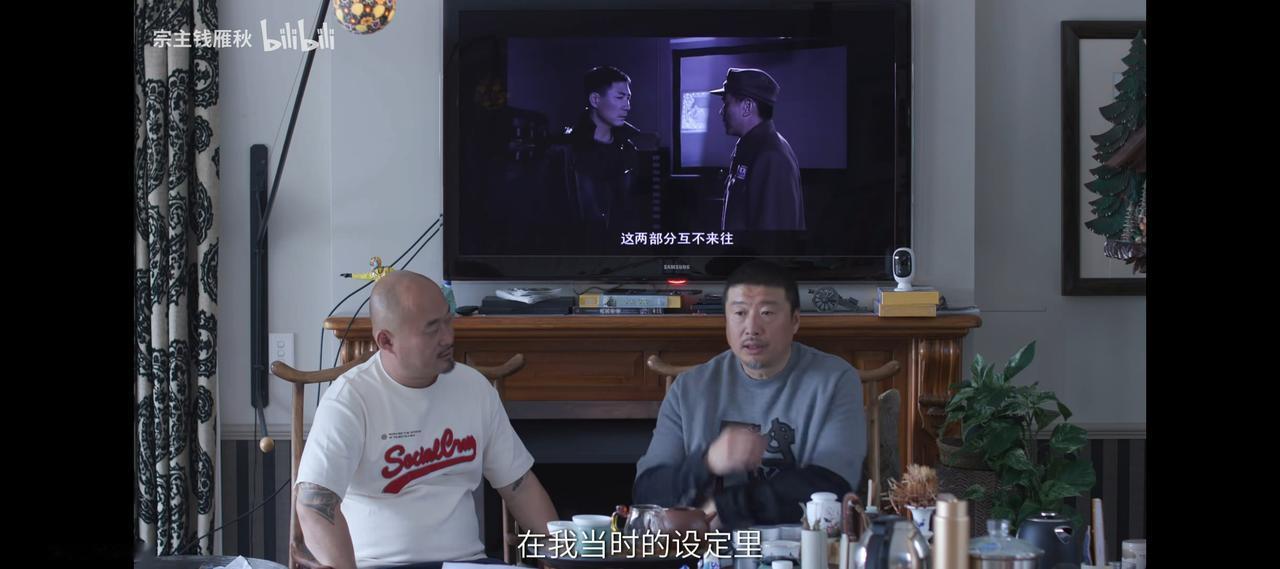 今天神探狄仁杰系列的导演钱雁秋回答了一个争议很久的武功高下问题，那就是闪灵、宗主