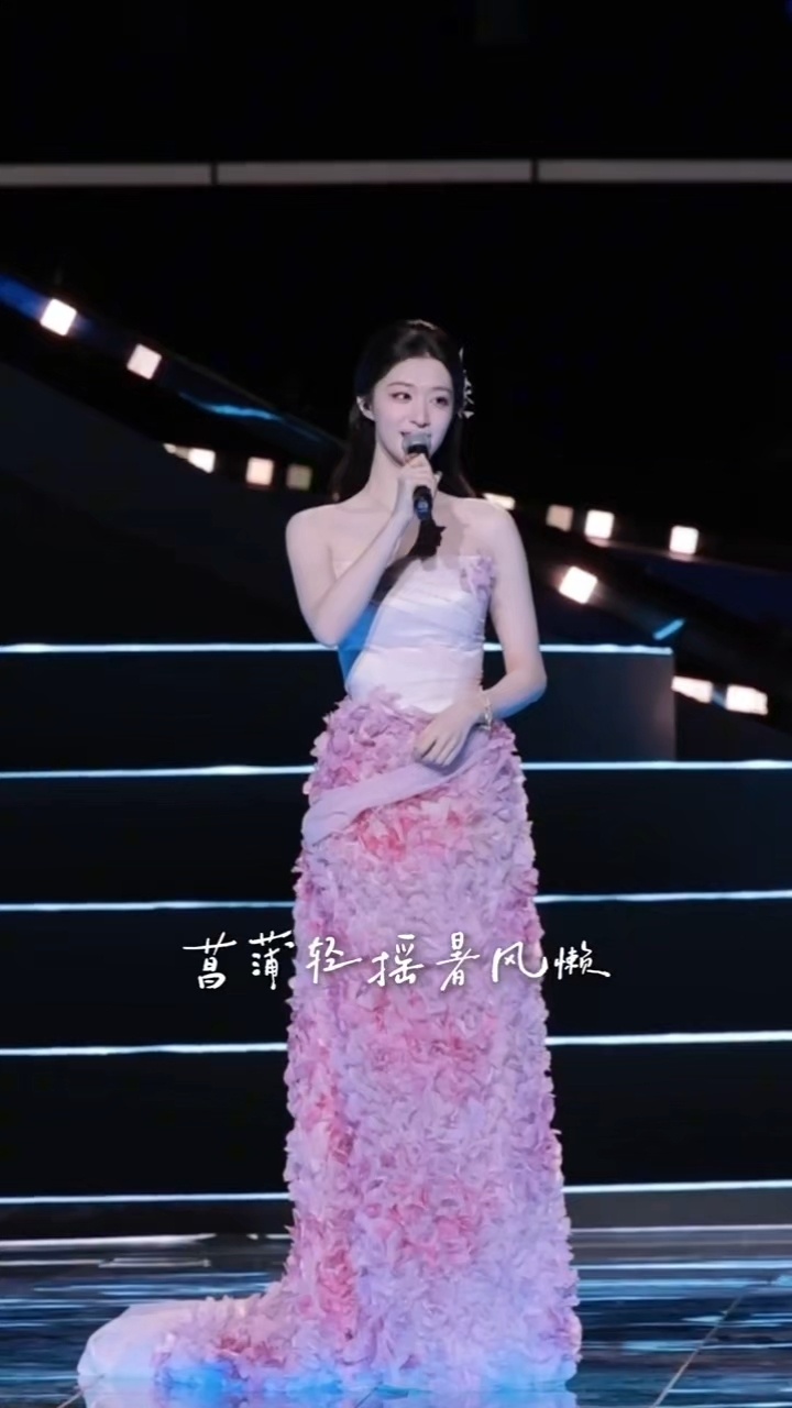 孟宴臣你疯啦！这么美孟宴臣能不疯么 ​​​