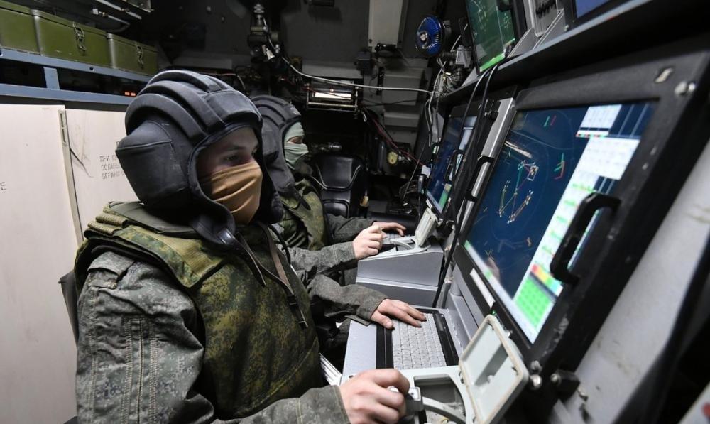 作为关注局势多年的老旁观者，看到这就想说：这回乌克兰是真的有点“上头”了！202