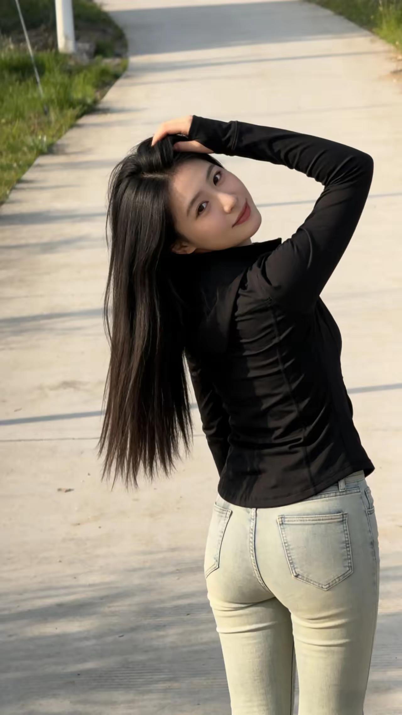 走，溜达一圈去！