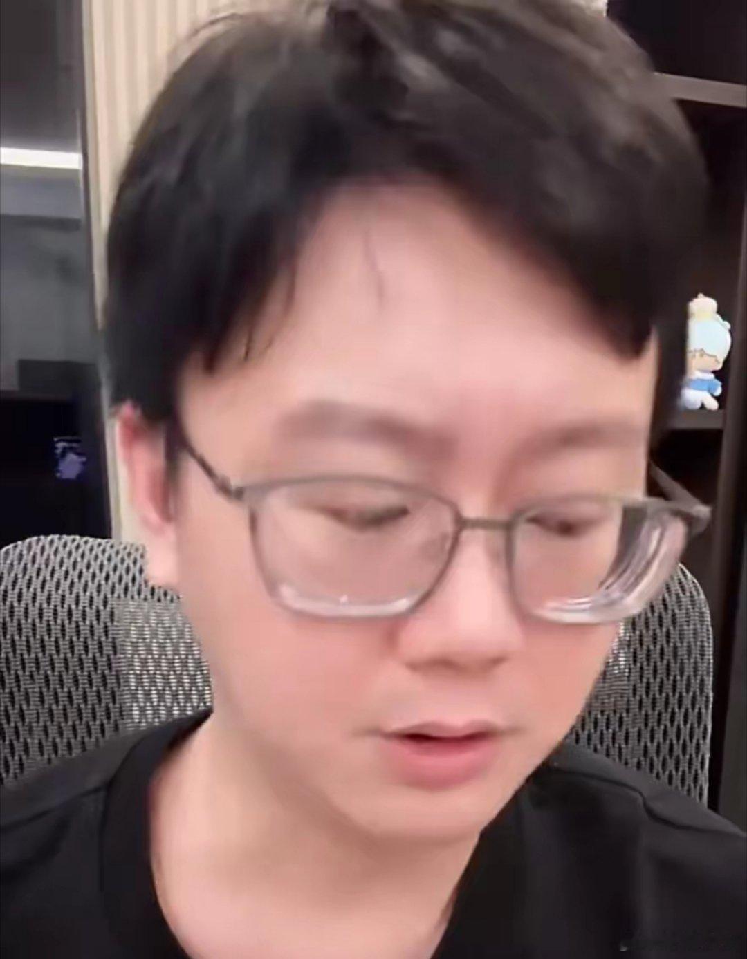 陶白白 医者不自医看他前妻的发文，温暖真挚有力量，不撕不吵，体面收场。愿他俩往后
