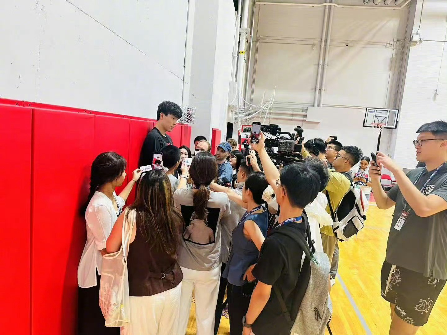 杨瀚森的关注度就是这么高。 ​​​