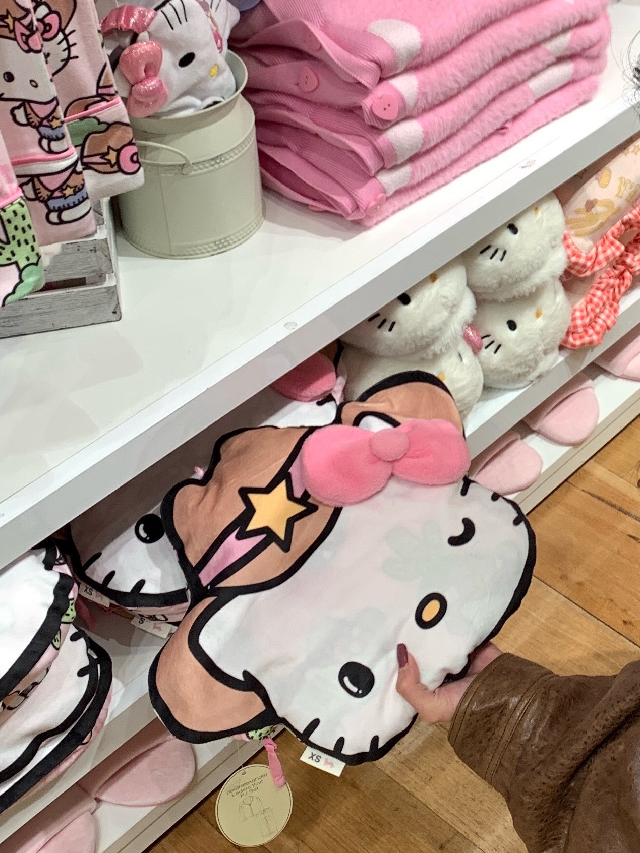 开始拍照啦[哇] ​​​