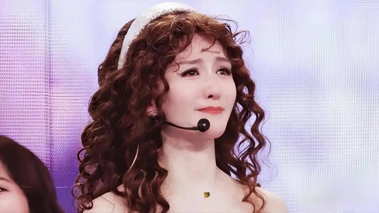 2天4次点名谢娜！官媒连发3大信号，娱乐圈风向要变 