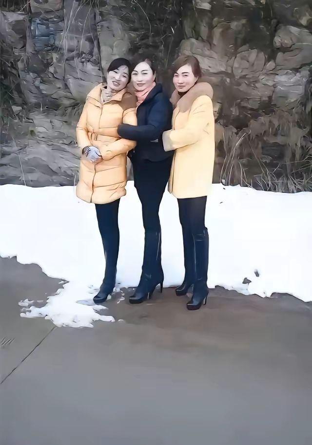 姐妹花 魔鬼身材 性感女神 大长腿小蛮腰 天生丽质