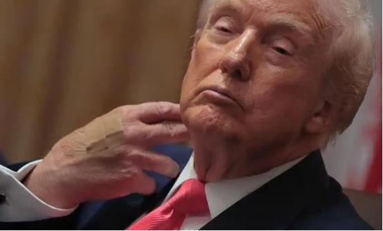 钱再多有什么用？79岁身家525亿的特朗普，他有私人波音757，有佛罗里达海湖庄