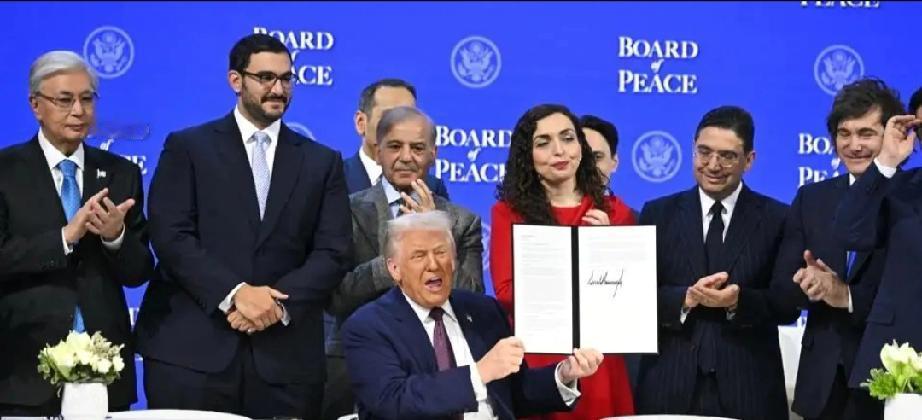 特朗普要成立新联合国，这事儿听起来就魔幻。联合国是基于二战后国际秩序建立的，有着