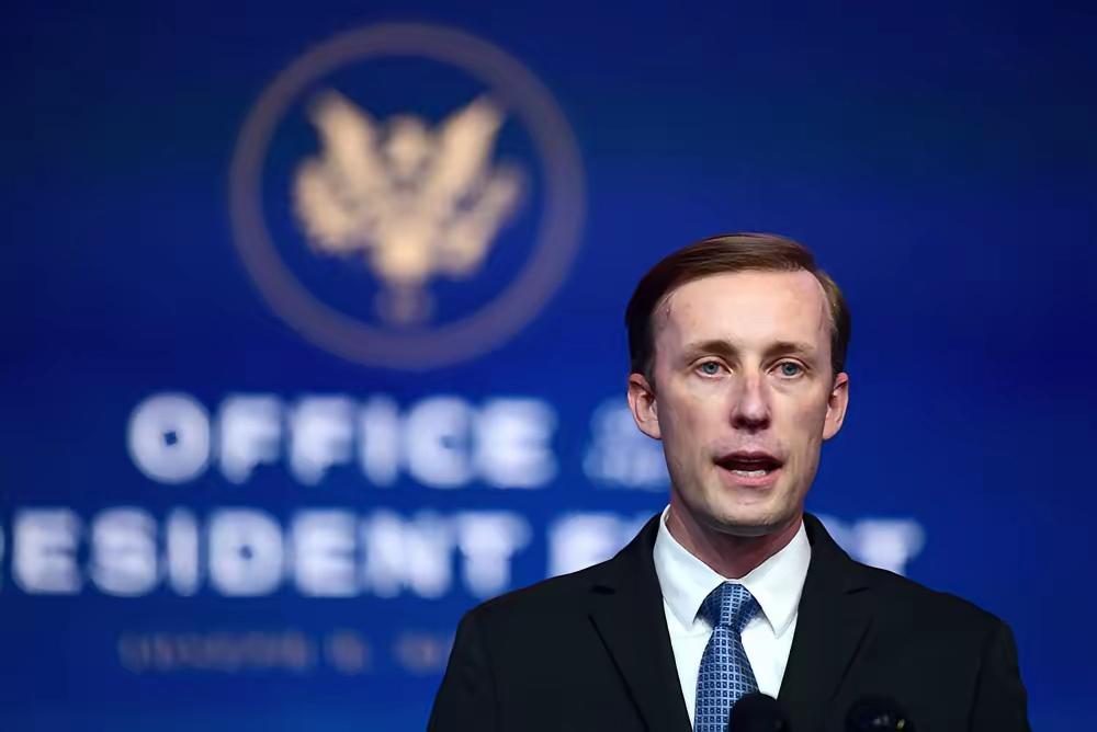 美国问题专家：

近十年美国最杰出的政治精英就两个人，拜登安全顾问沙利文和特朗普