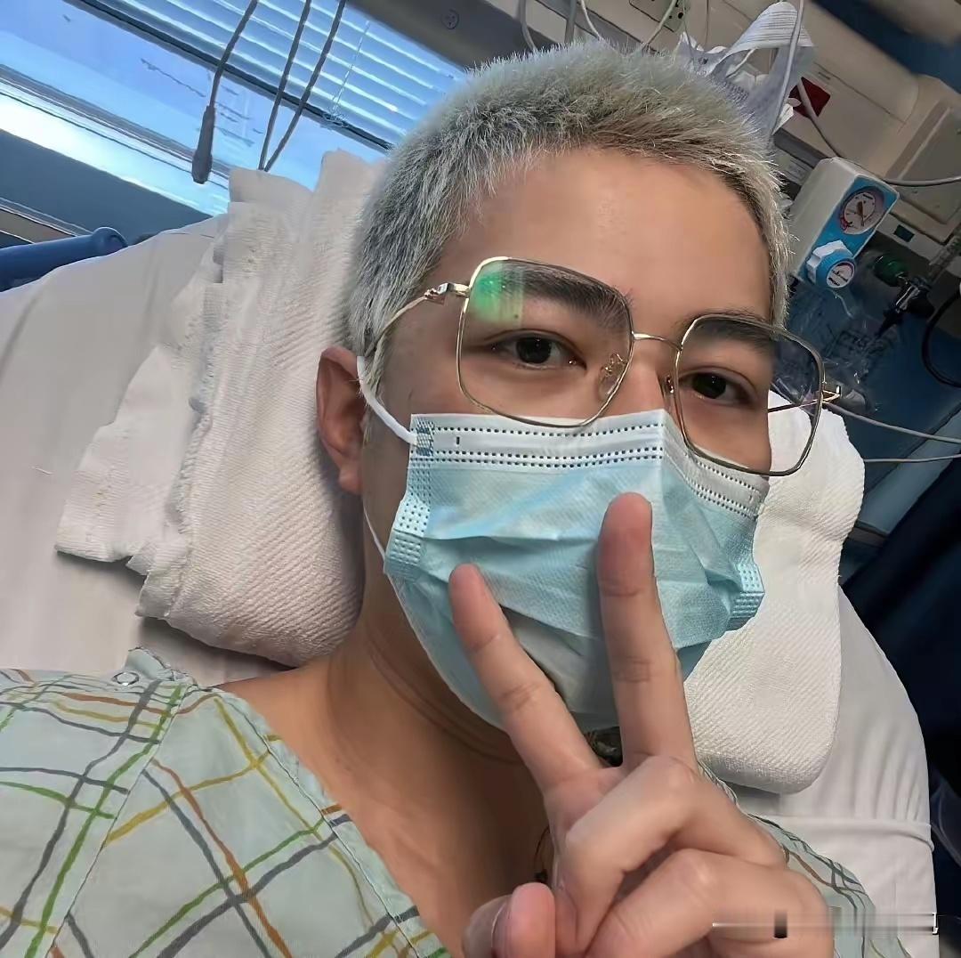 陈学冬和奚梦瑶都不是友谊了而是亲情，他23年车祸第一个去看他的人是奚梦瑶夫妇，后