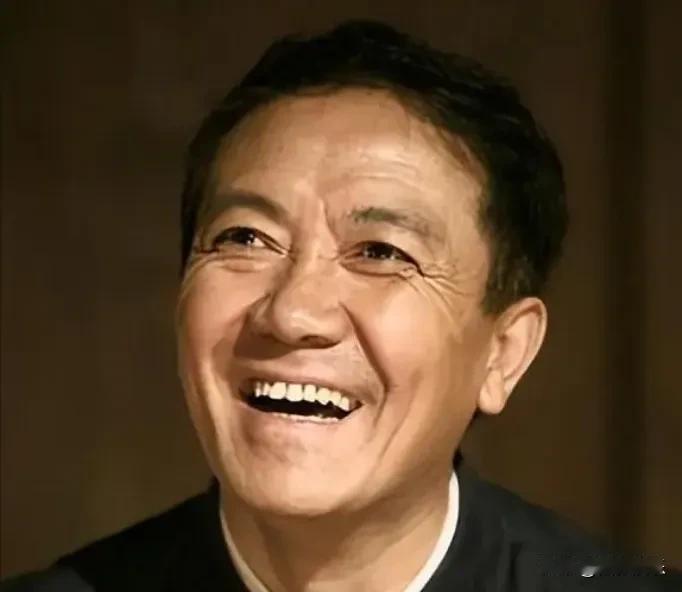 四和娱乐:关注
《亮剑》剧组穷困，李幼斌透露请唐国强遭拒

在娱乐圈中，大制作、