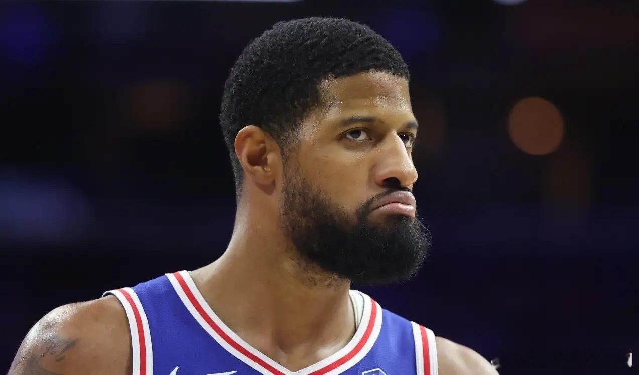 保罗乔治季后赛得分太有意思了！1、一场拿了17分，投篮命中率50%2、一场拿了1