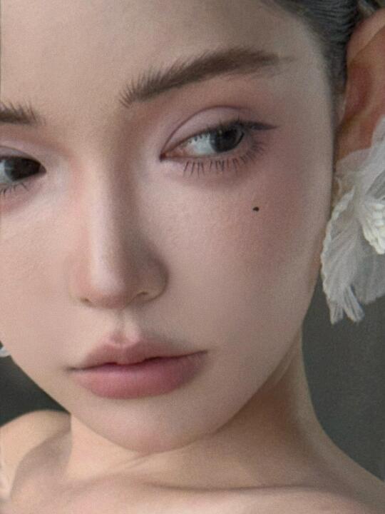 清冷感妆容