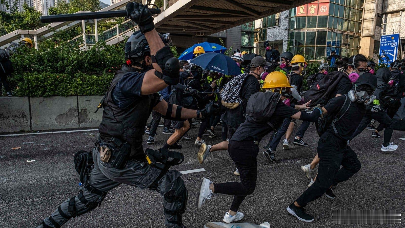 经典回顾：三棍打碎港独魂，SIR，我是中国人 