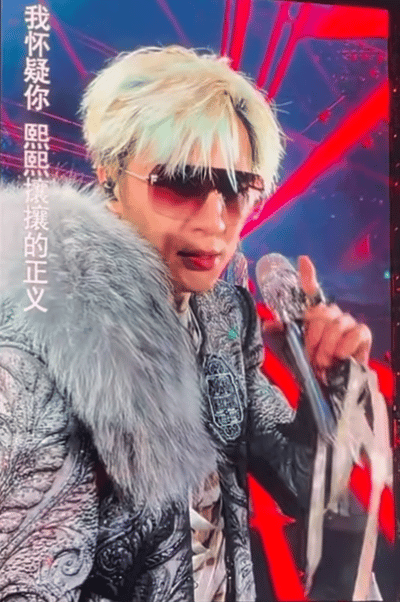 薛之谦谁教你这样取眼镜的 ​​​