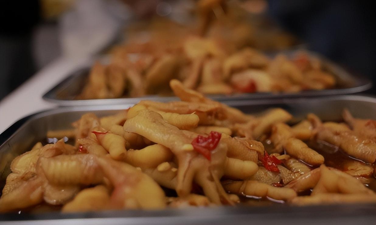 315曝光7个大瓜， 剧毒凤爪、保健品陷阱、收割股民，个个离谱


2026年央