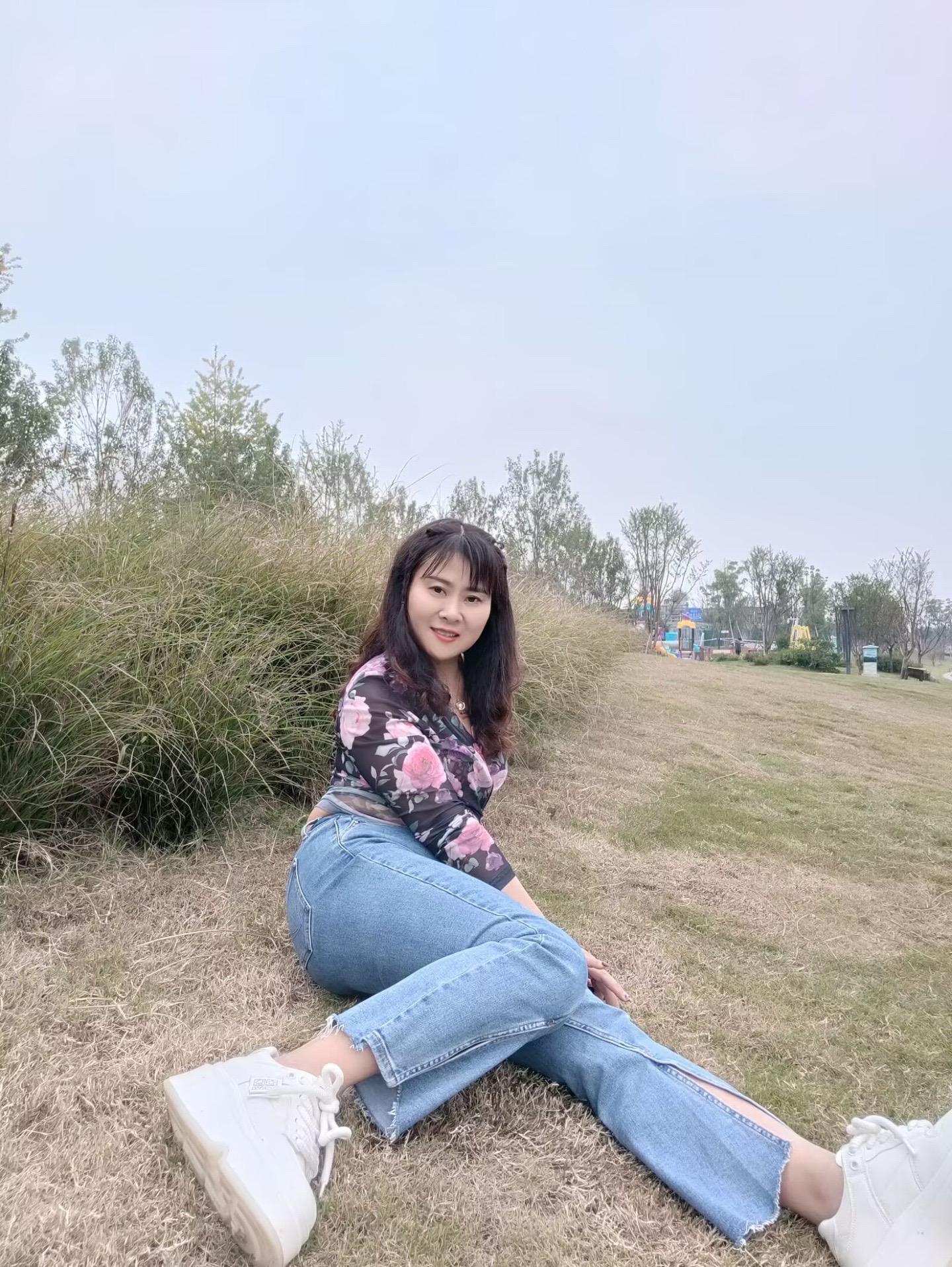 我若不在乎你，你又怎能伤我！