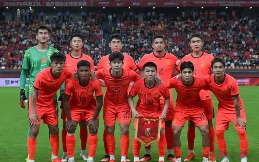 足球 国足热身赛三连败，三场0进球，一共丢了9球国足0‑1输给塔吉克斯坦。0‑3