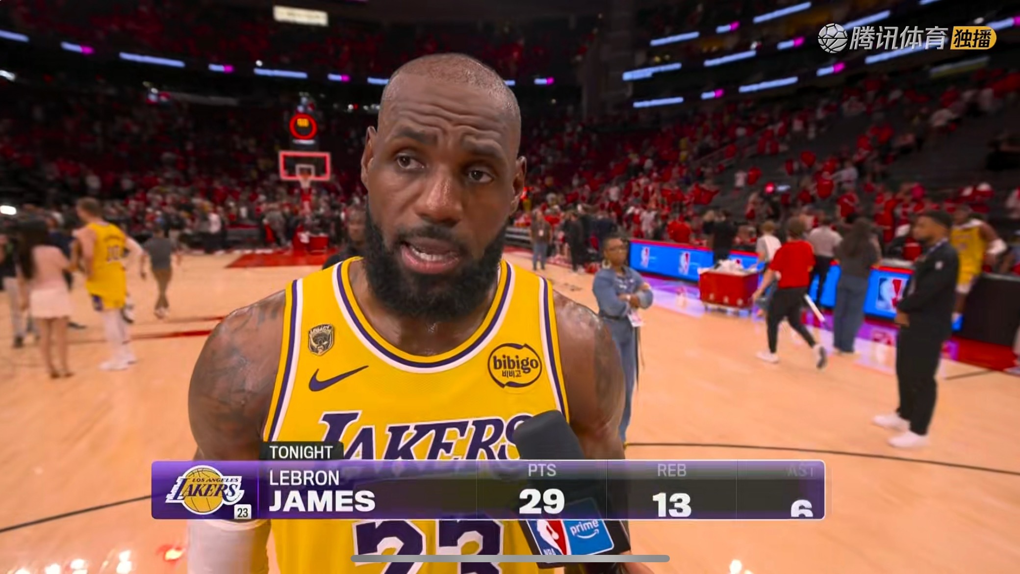 詹姆斯：“我们今晚犯了太多的错误，我们原本有一个比赛计划，我不认为我们53分钟都