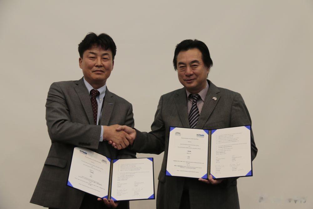 6月9日星期五，日本房车协会与韩国房车行业协会（KRVIA）签署了日韩房车产业和