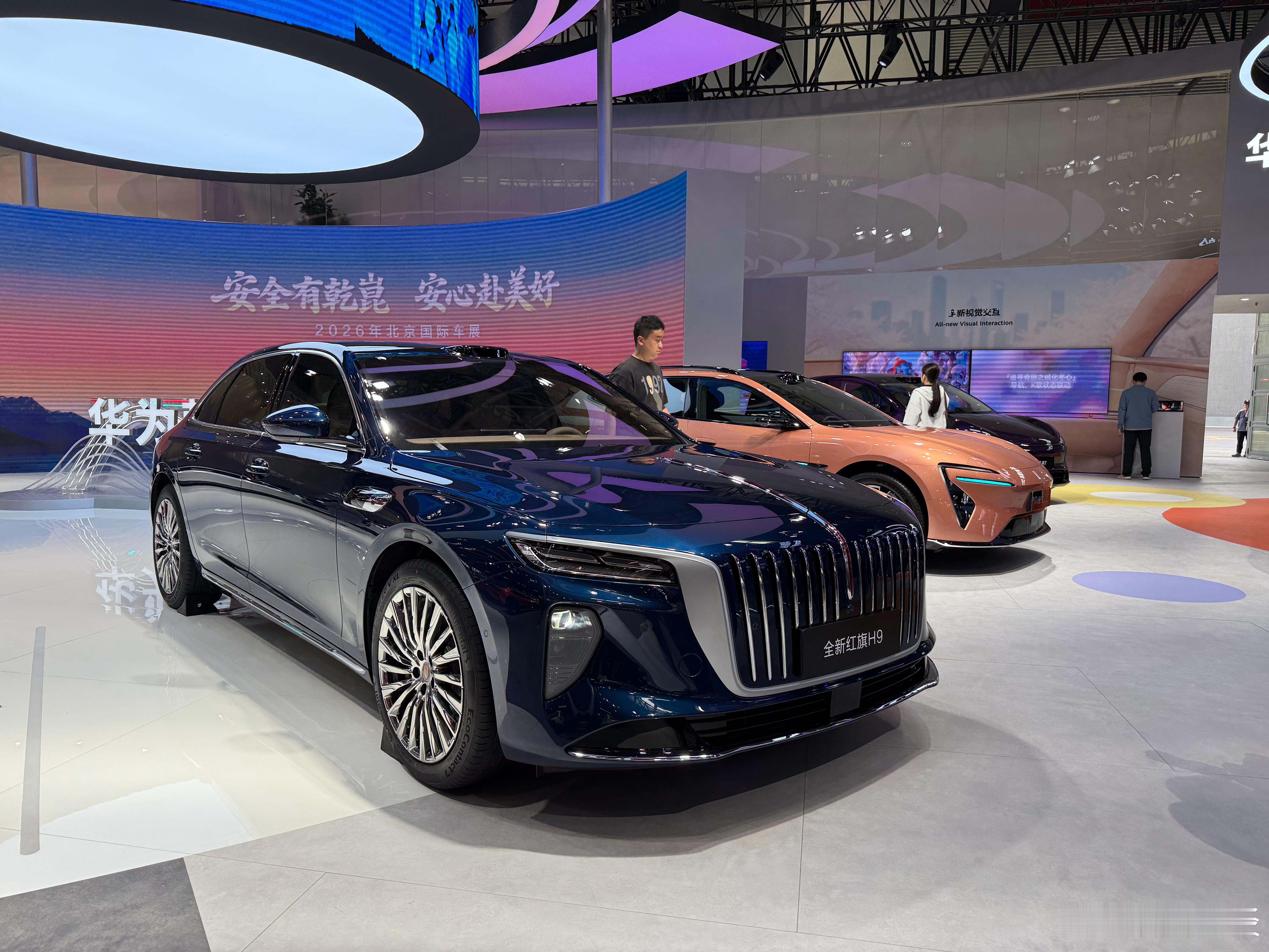 乾崑合作突破50款车型乾崑连续两年合作车型递进式增长本届北京车展，搭载华为乾崑辅