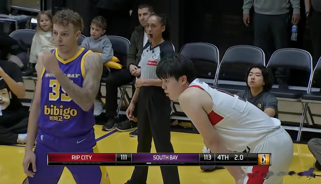 杨瀚森G联赛第二场比赛的表现打满分。

混音队111：113遗憾输给南湾湖人，本