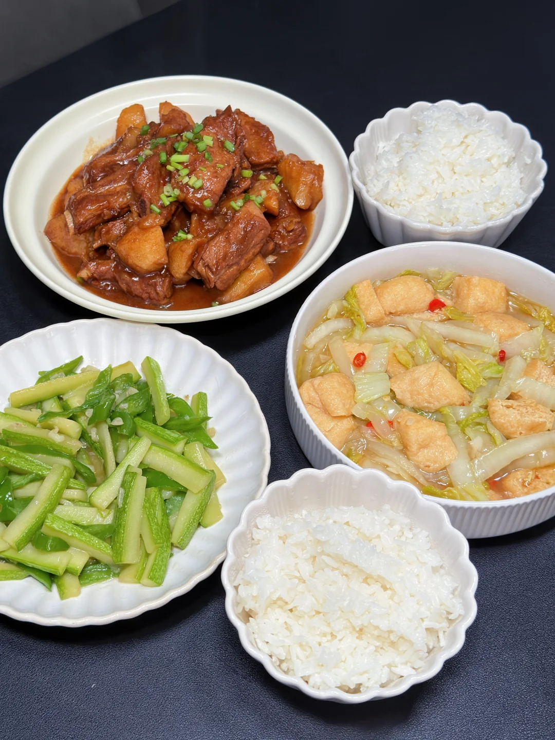 ✅晚餐分享｜排骨炖土豆➕白菜油豆腐➕西葫芦