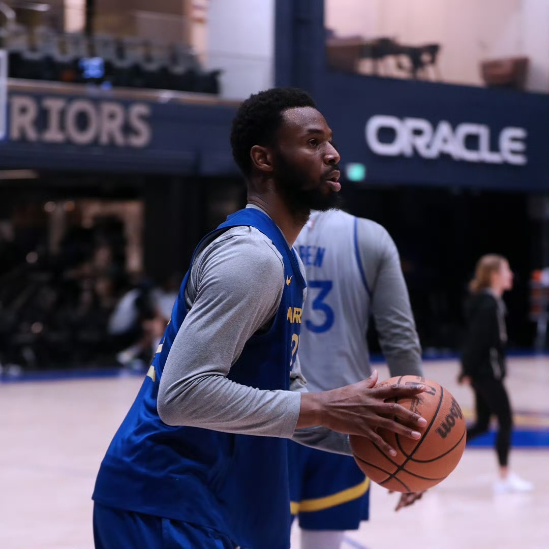 急着出手！！[笑哈哈][笑哈哈]据The Athletic勇士记者Anthony