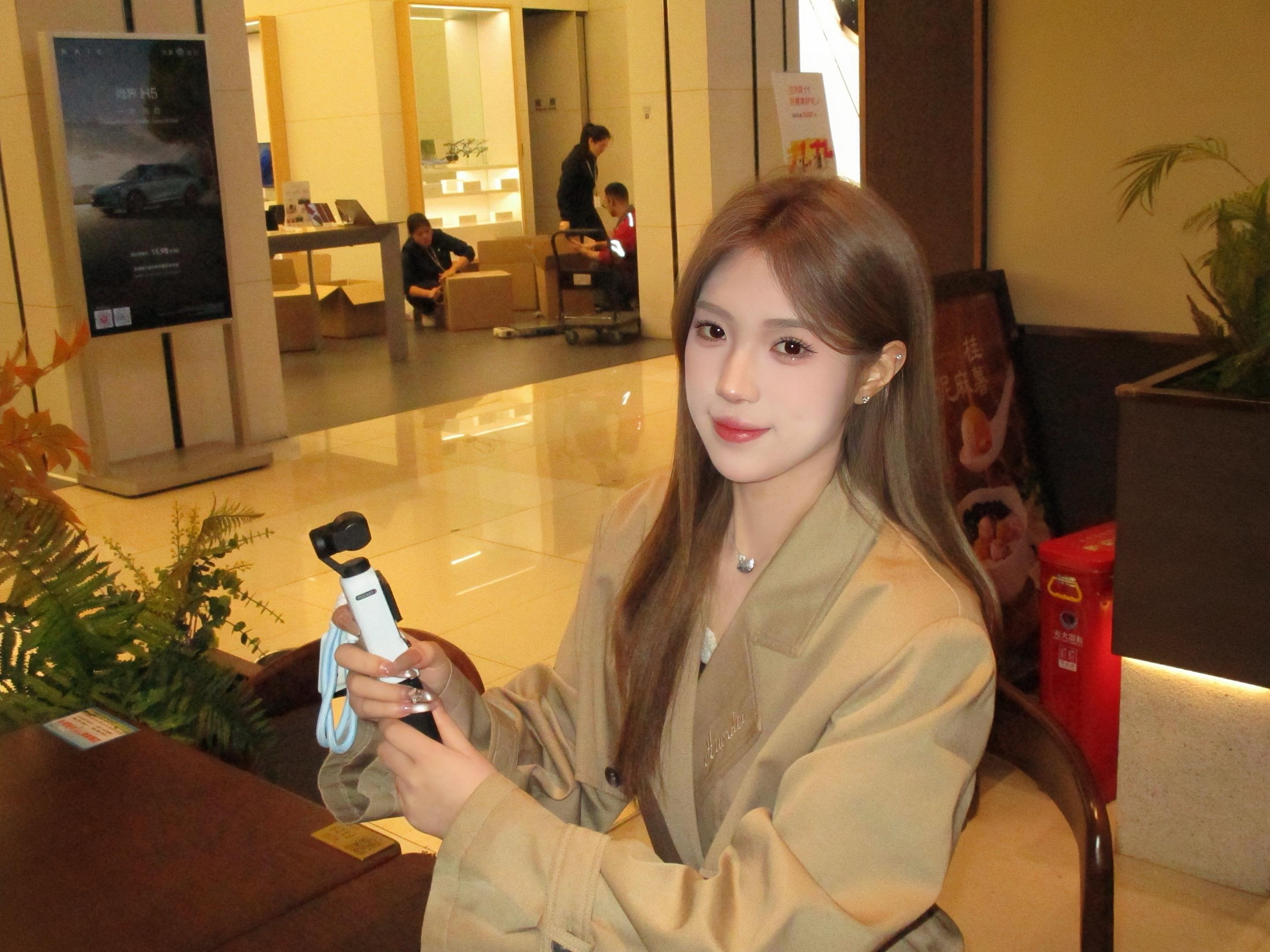 时间是一双眼睛 它会见证缘分的深浅