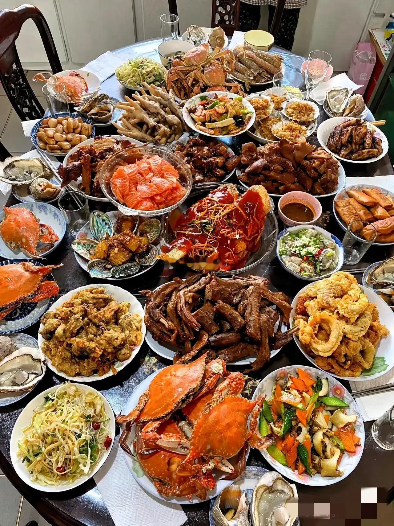 谁知道这一桌菜，缺一样什么菜？ 