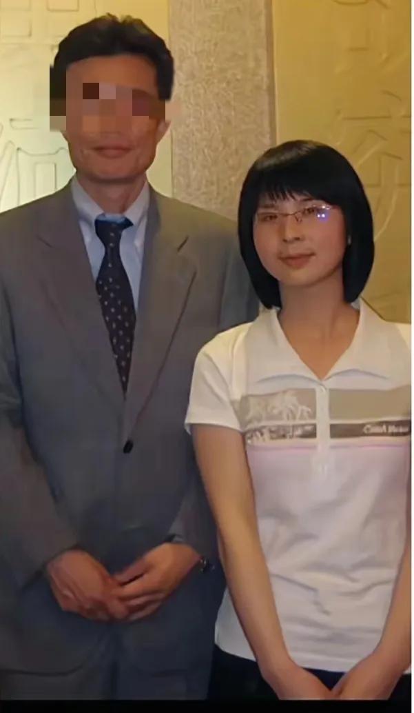 刚查了俞孔坚，不查不知道，原来他是把中国生态景观从“造景”拉向“救命”的关键人物